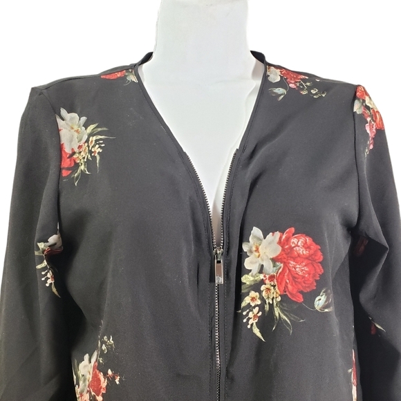 Catherine Malandrino NWT Womens Size S Floral Print Blouse - Picture 2 of 6
